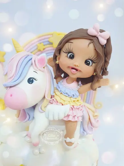 Topo de Bolo Unicórnio Personalizado em Biscuit