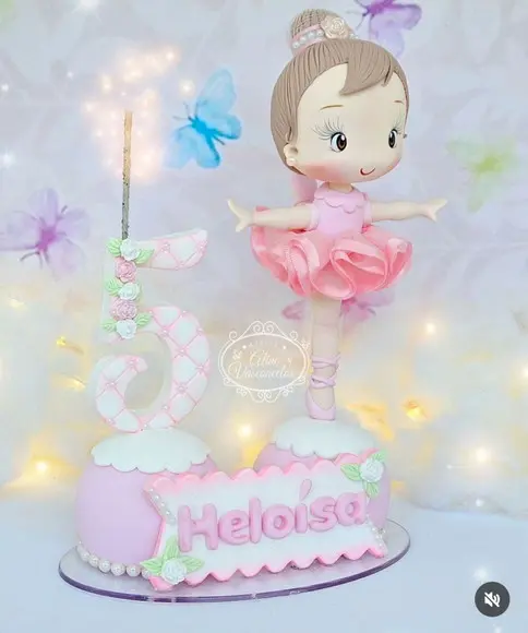 Topo de Bolo/vela Bailarina Personalizada em Biscuit