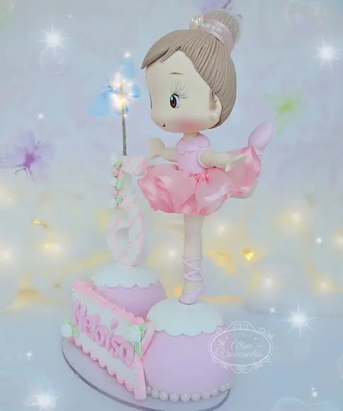Topo de Bolo/vela Bailarina Personalizada em Biscuit