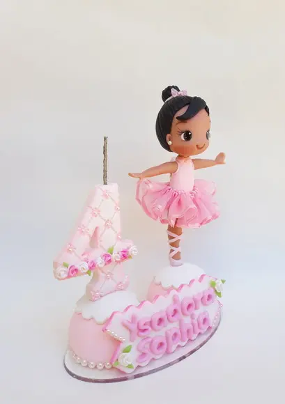 Topo de Bolo/vela Bailarina Personalizada em Biscuit