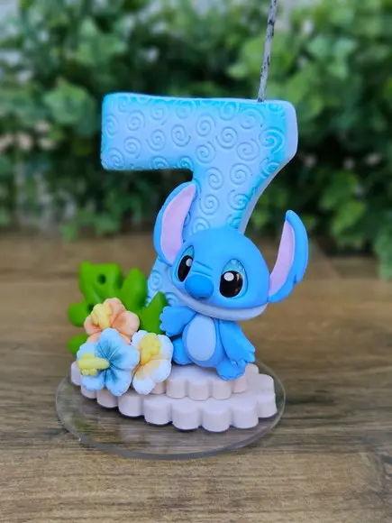 Vela de Aniversário Stitch em Biscuit