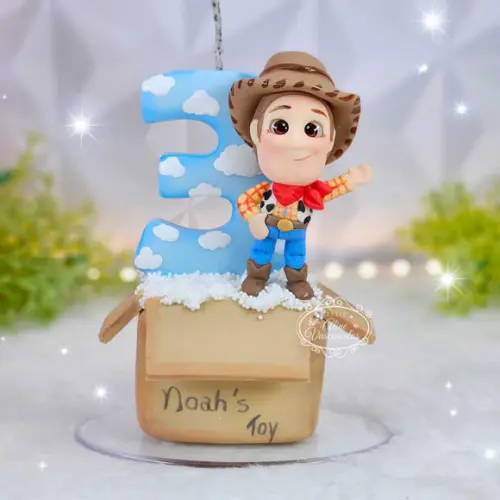 Vela de Aniversário Woody Toy Story em Biscuit