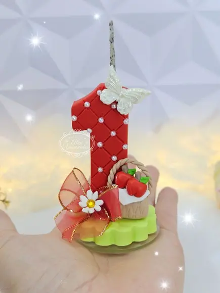 Vela Decorada Chapeuzinho Vermelho em Biscuit