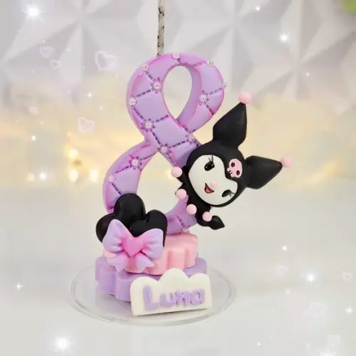 Vela Hello Kitty Kuromi em Biscuit