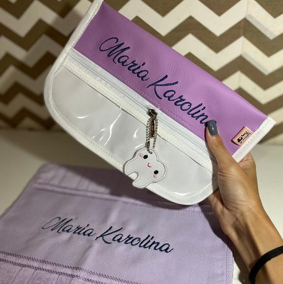 Necessaire porta escova de dente + toalhinha