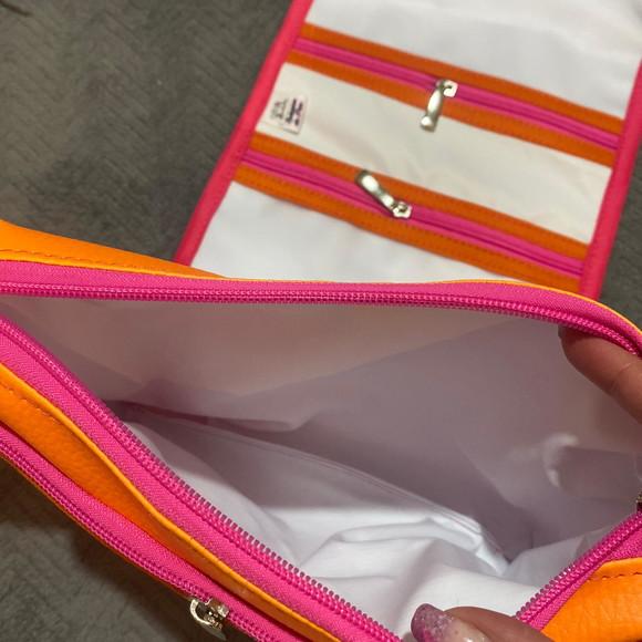 Necessaire Porta fraldas e lenços umedecidos