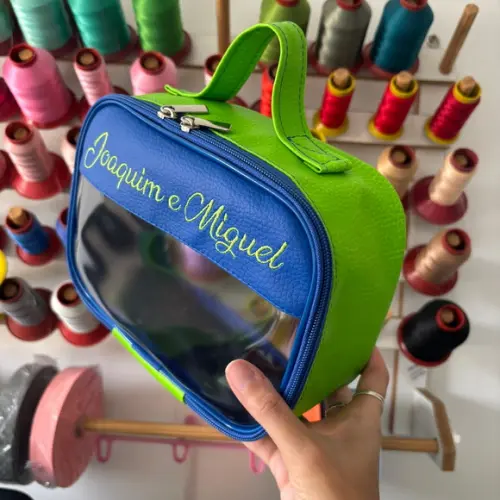 Kit Maleta P + Necessaire Porta Escova de Dentes