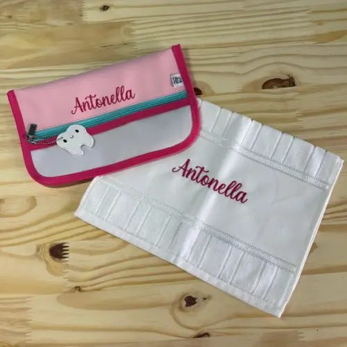 Necessaire Porta Escova de Dente + Toalhinha