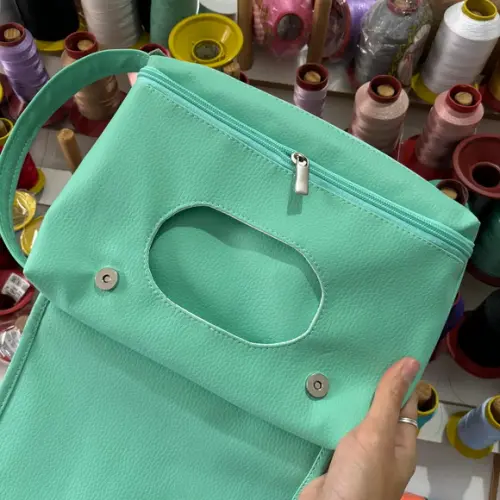 Necessaire Porta Fraldas e Lenços Umedecidos