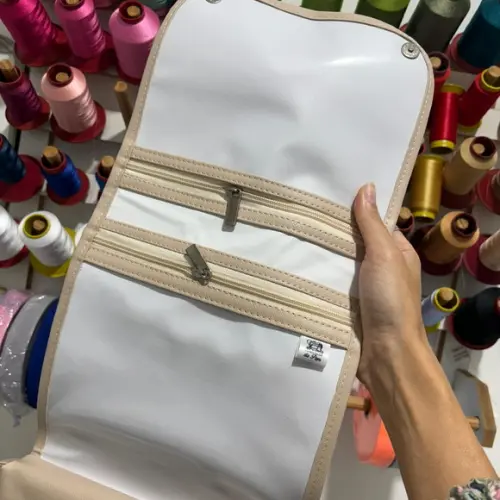 Necessaire Porta Fraldas e Lenços Umedecidos