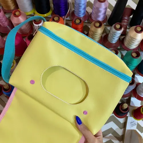 Necessaire Porta Fraldas e Lenços Umedecidos