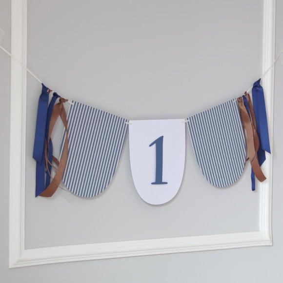 Varal decorativo fundo de listras - Safári