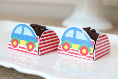 (RECOMENDADO) Forminha para Doce Carrinho