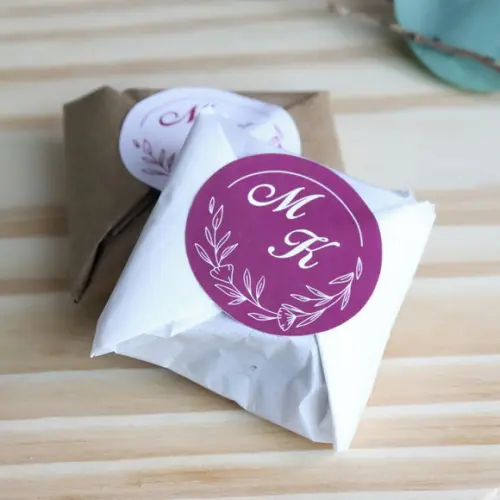 Adesivo para Lembrancinha de Casamento monograma marsala