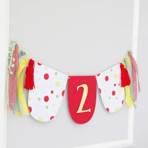 Varal decorativo bloquinho de carnaval menino