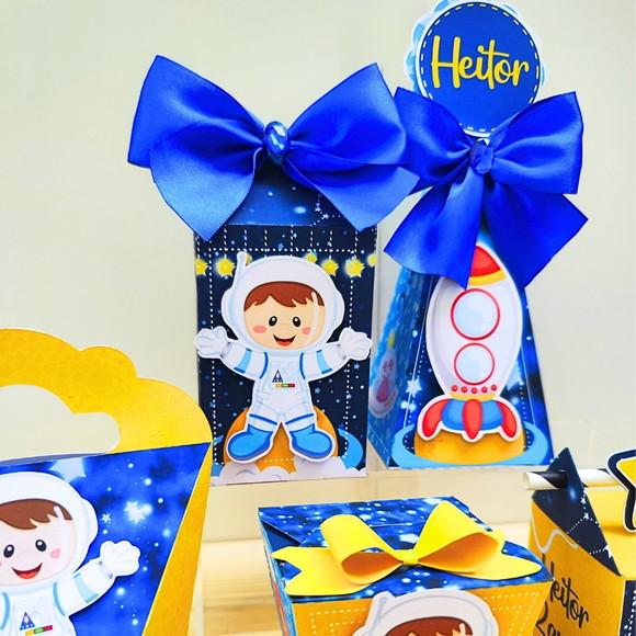 Kit 30 Caixas Personalizadas Astronauta