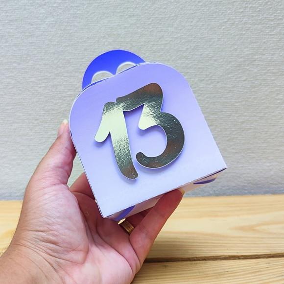 Kit Festa 30 Caixas Personalizadas Lilás e Prata