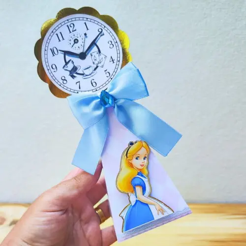 15 Caixas Personalizadas Luxo Alice no Pais das Maravilhas