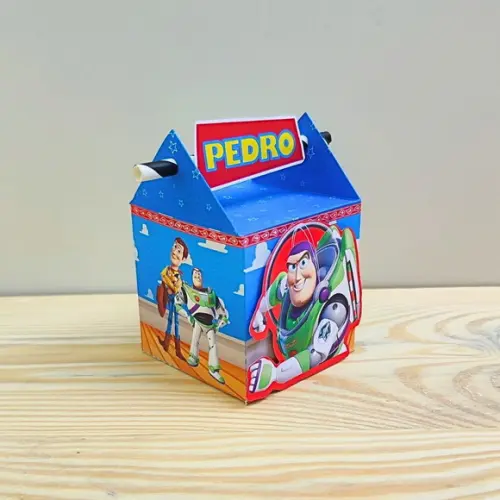 Caixa Canudo Toy Store