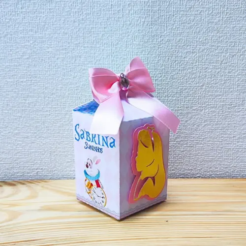 Caixa Milk Luxo Alice no Pais das Maravilhas