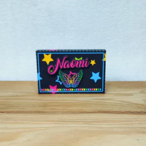 Caixa Personalizada Balada Neon para Kitkat