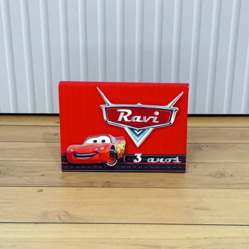 Caixa Personalizada Carros Disney para Kitkat