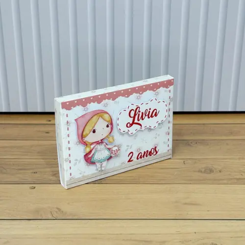 Caixa Personalizada Chapeuzinho Vermelho para Kitkat