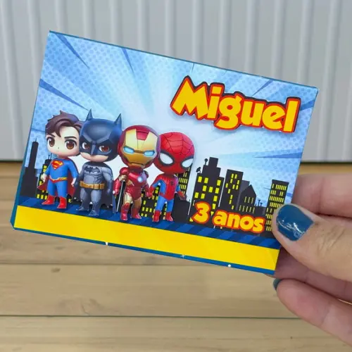 Caixa Personalizada Heróis Baby para Kitkat