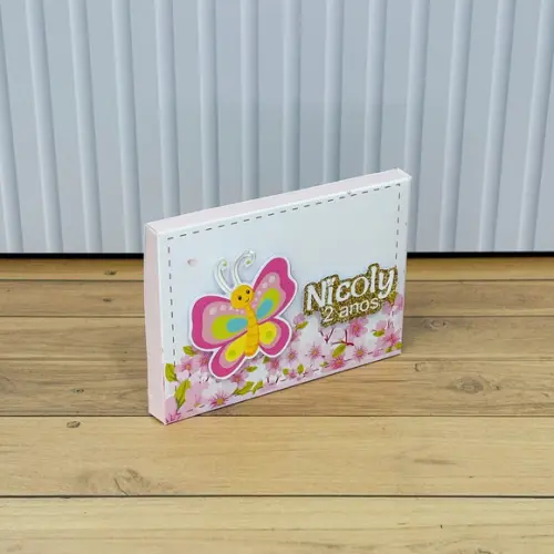 Caixa Personalizada Jardim Encantado para Kitkat