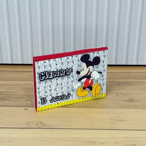 Caixa Personalizada Mickey para Kitkat