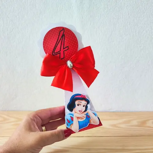 Caixa Pirâmide Branca de Neve