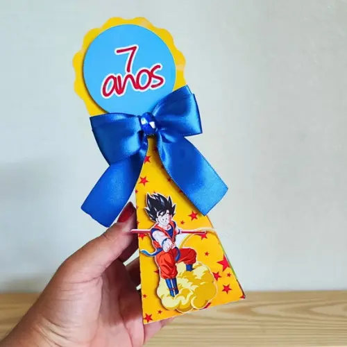 Caixa Pirâmide Dragon Ball