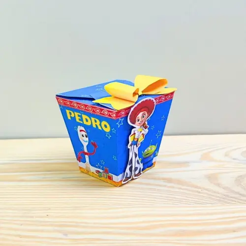 Caixa Sushi Toy Story