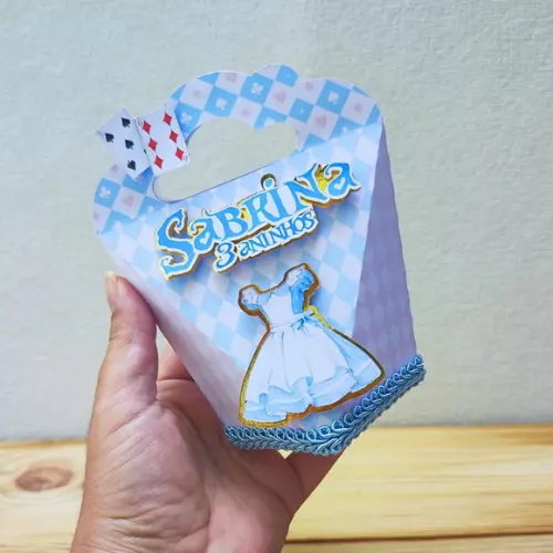 Kit de 30 Caixas Personalizadas Luxo Alice no Pais das Mara.