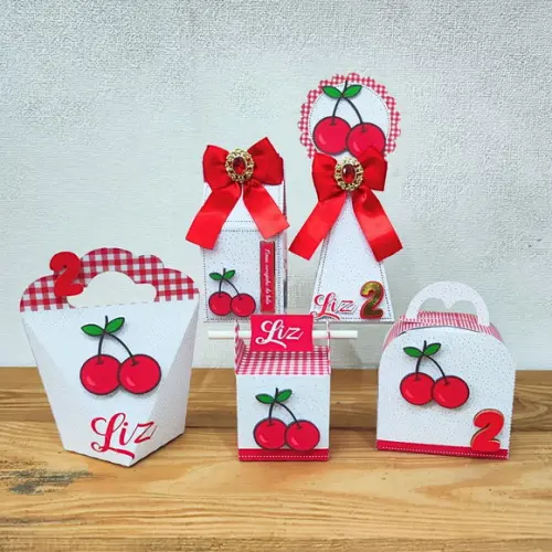 Kit Festa 40 Caixas Personalizadas Semi Luxo Cerejinha