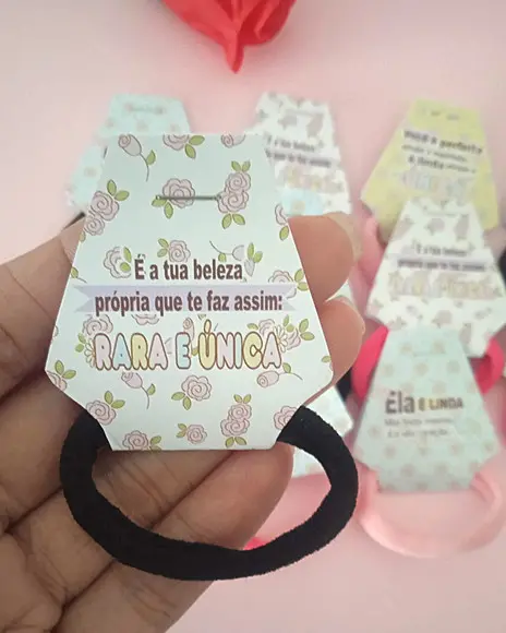 Tags com Xuxinha de Cabelo Personalizada Dia da Mulher