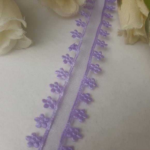 Fita de Voil Lilás com Bordas de Florzinhas Prensadas