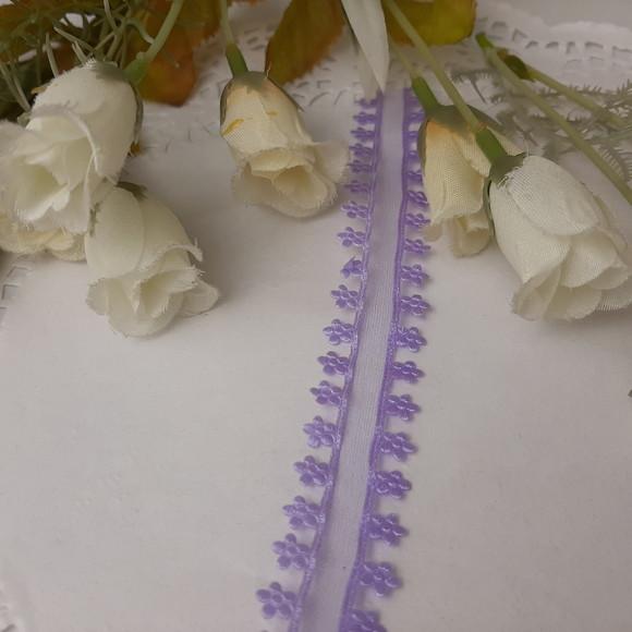 Fita de Voil Lilás com Bordas de Florzinhas Prensadas