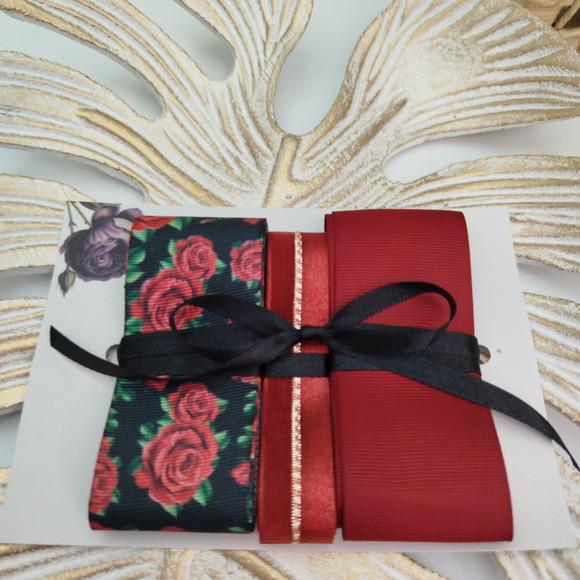 Kit de Fitas Decorativas Vermelho Floral sobre fundo Preto