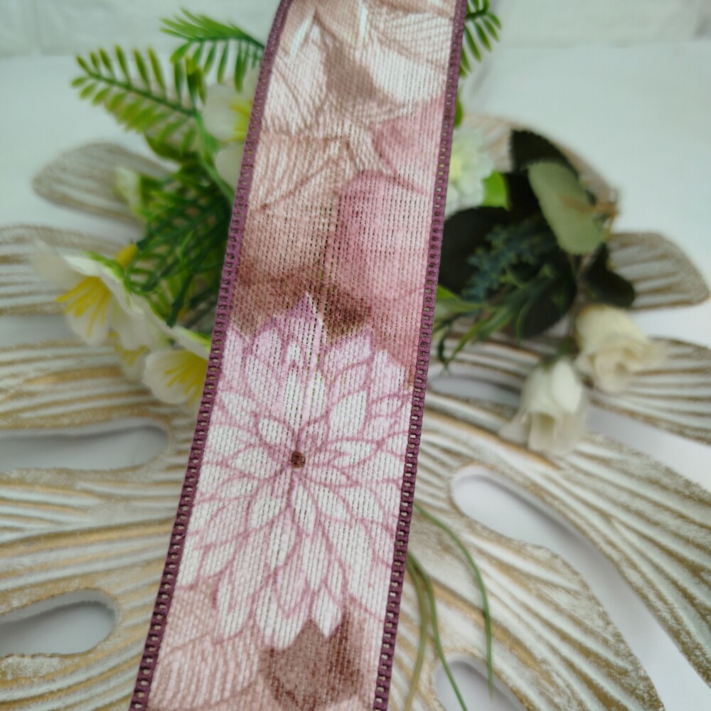 Fita de Linho Estampa de Flores em Tons Rosa Antigo