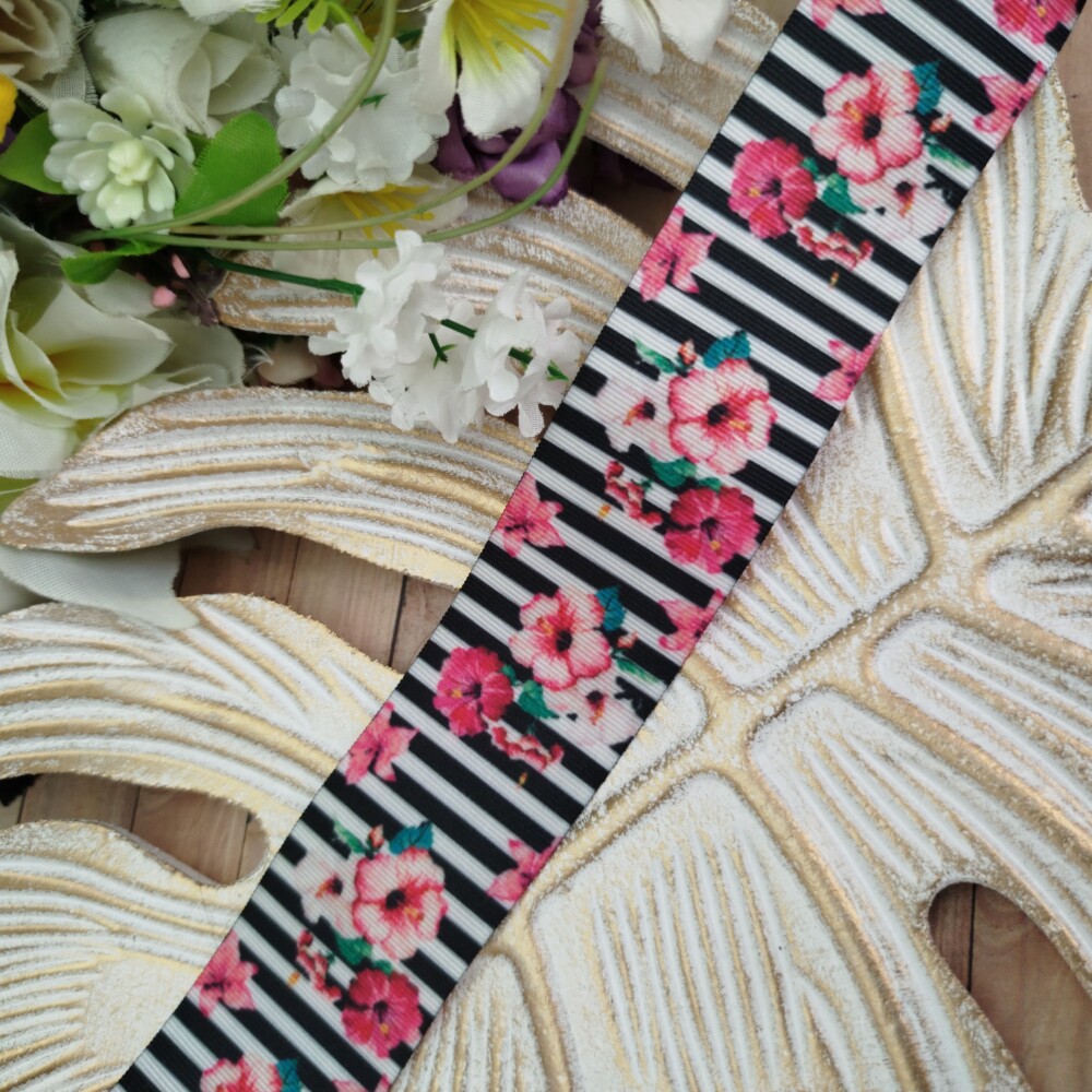 Fita Gorgurão 38mm No 09 Estampa Listras Preto e Branco com Flor
