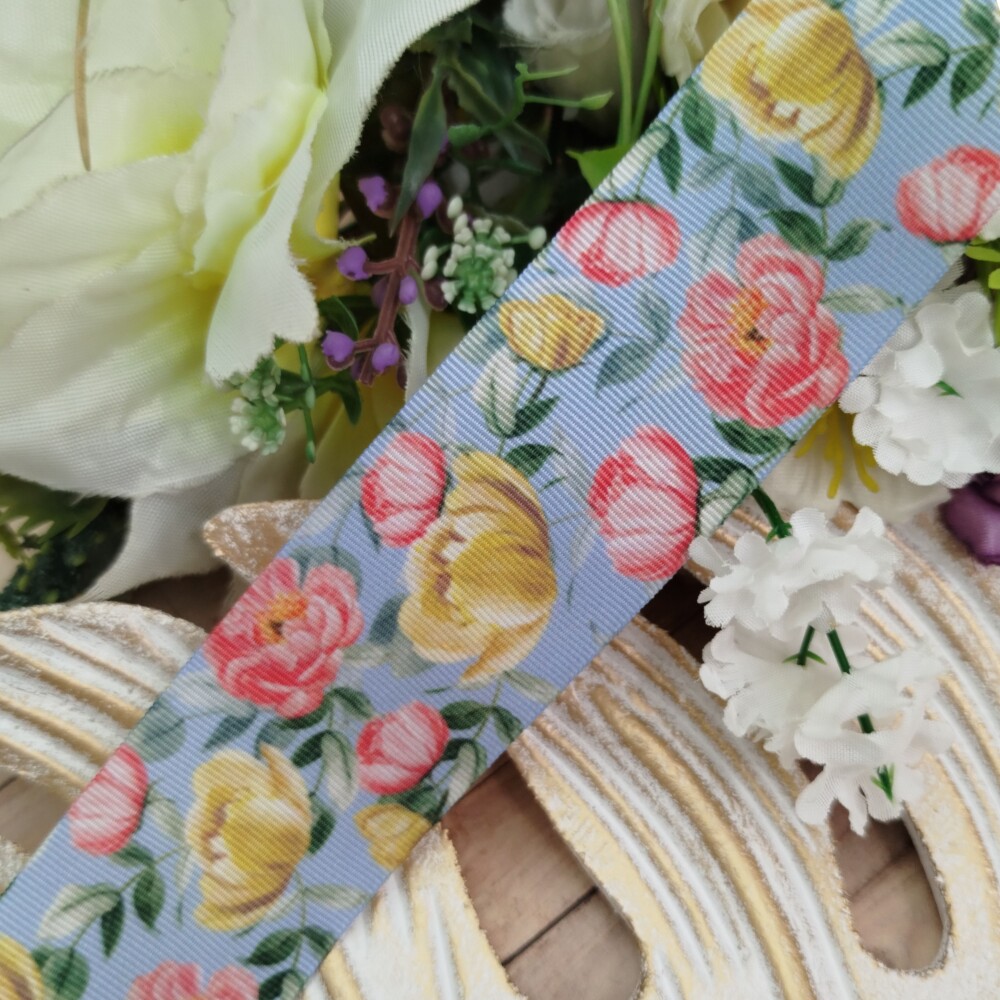 Fita Gorgurão 38mm Estampa Tulipas Coral e Amarelo em Fundo Azul