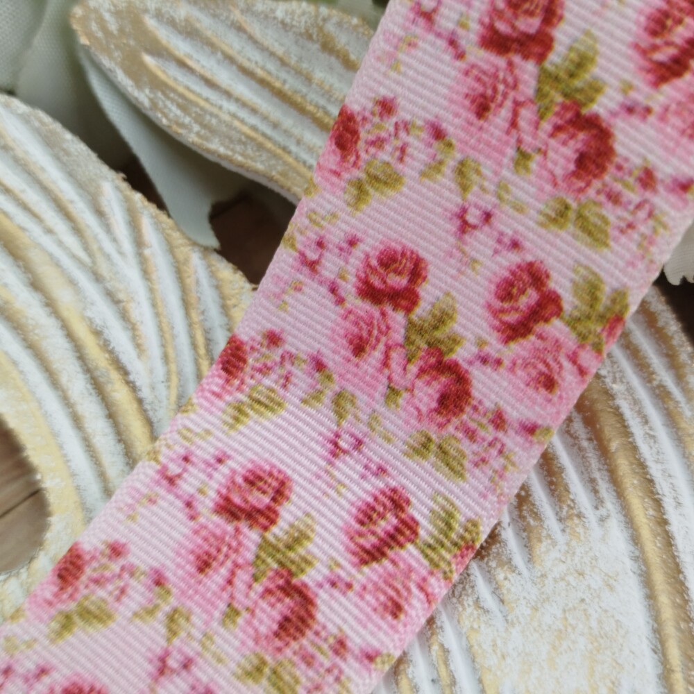 Fita Gorgurão 38mm No 09 Estampa Mini Rosas Bordô em Fundo Rosa