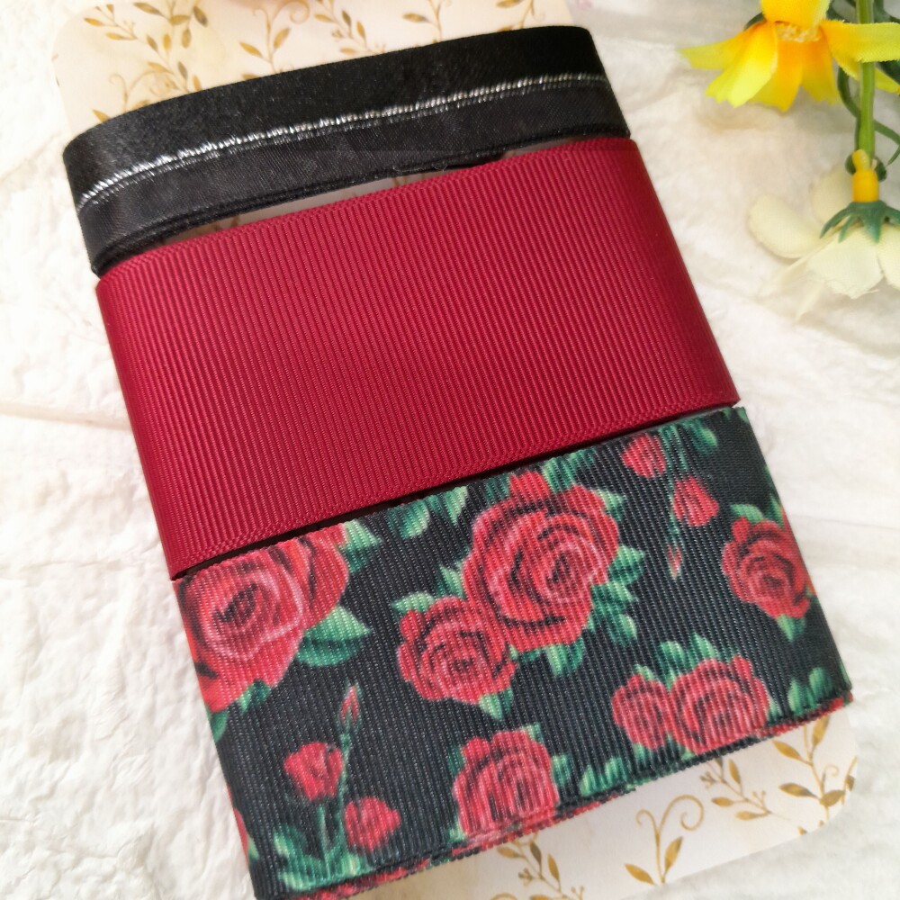 Kit de Fitas e Enfeites Coordenados Vermelho e Preto - Artesanat