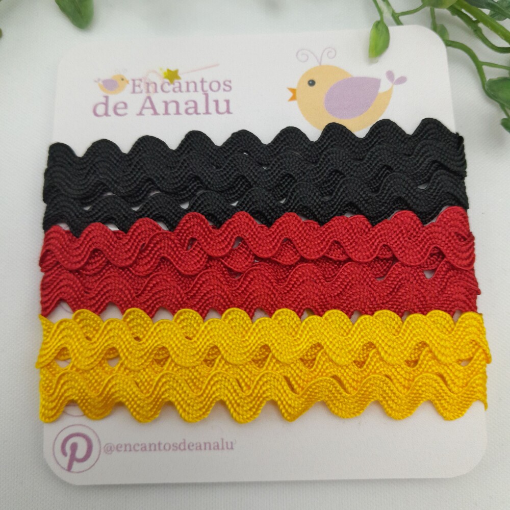 KIt de Sianinhas em Cores Coordenadas Preto, Amarelo e Vermelho
