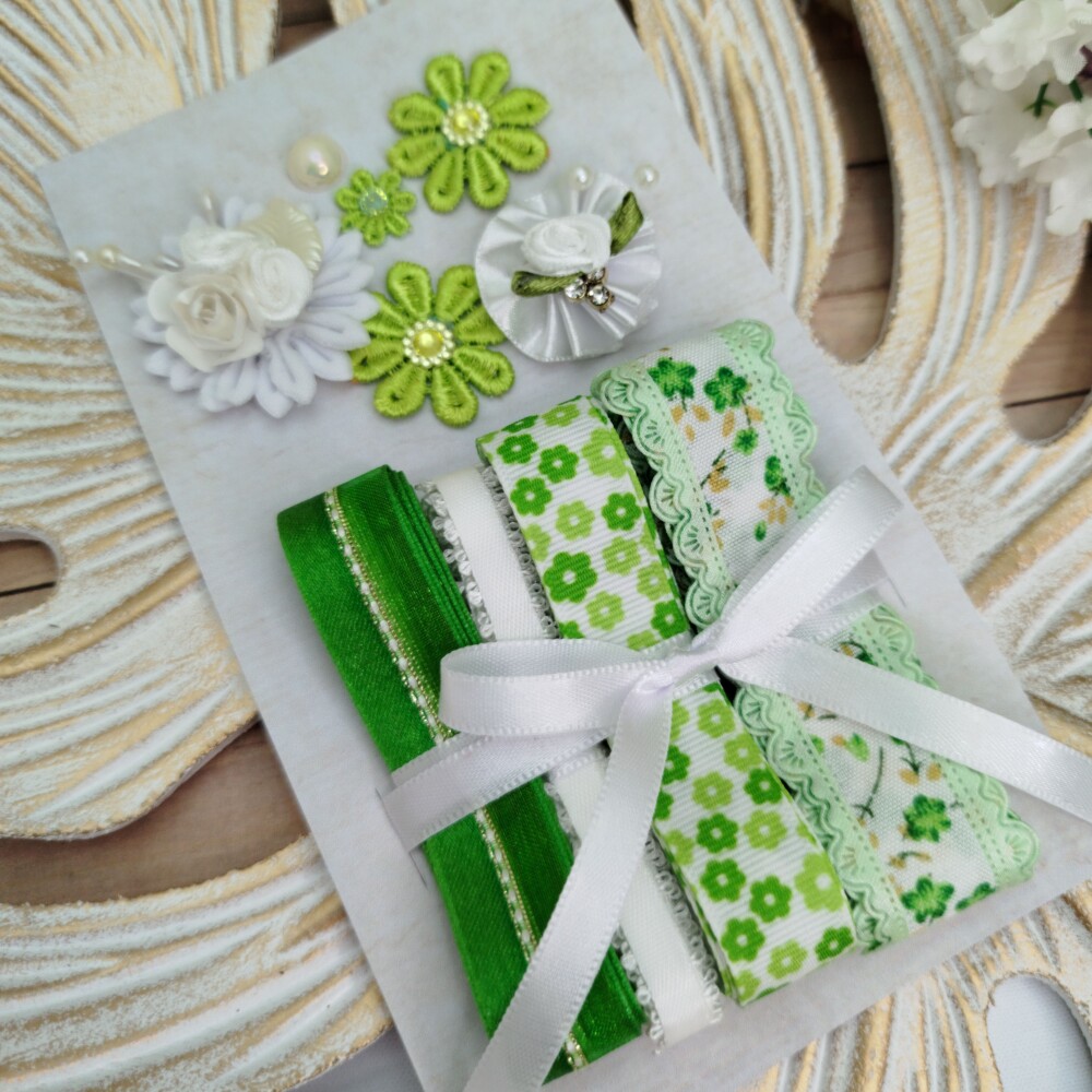 Mix de Aviamentos e Apliques Coordenados Tons Verde e Branco