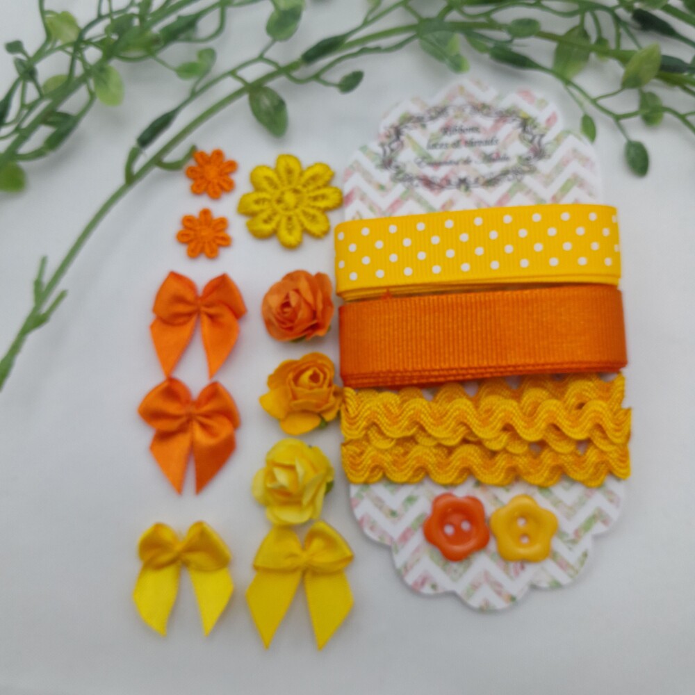 Cartela de Rendas e Florzinhas Cores Coordenados