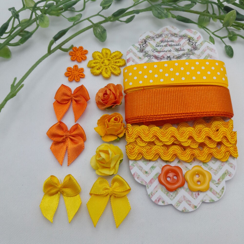 Cartela de Rendas e Florzinhas Cores Coordenados