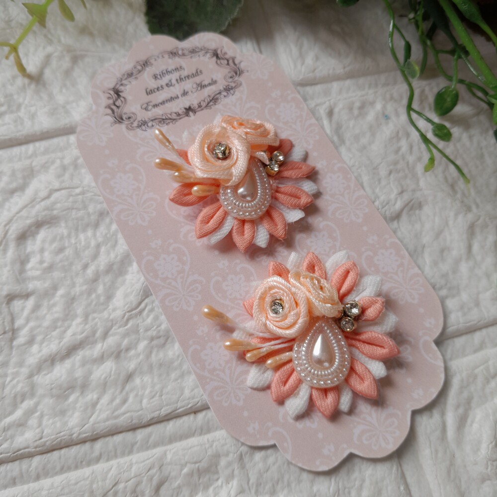 Flor Decorativa Coral e Branco para Artesanato
