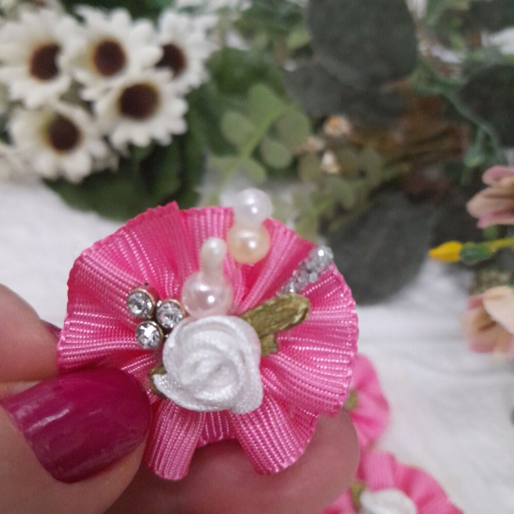 Kit  3 Flores de Fita Rosa com Miolo Delicado